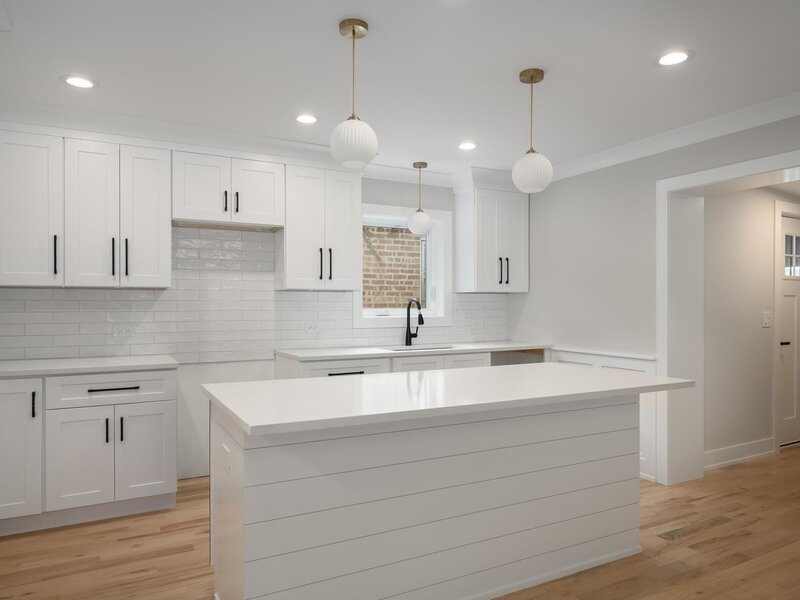 8648 S Phillips Avenue Chicago IL 60617