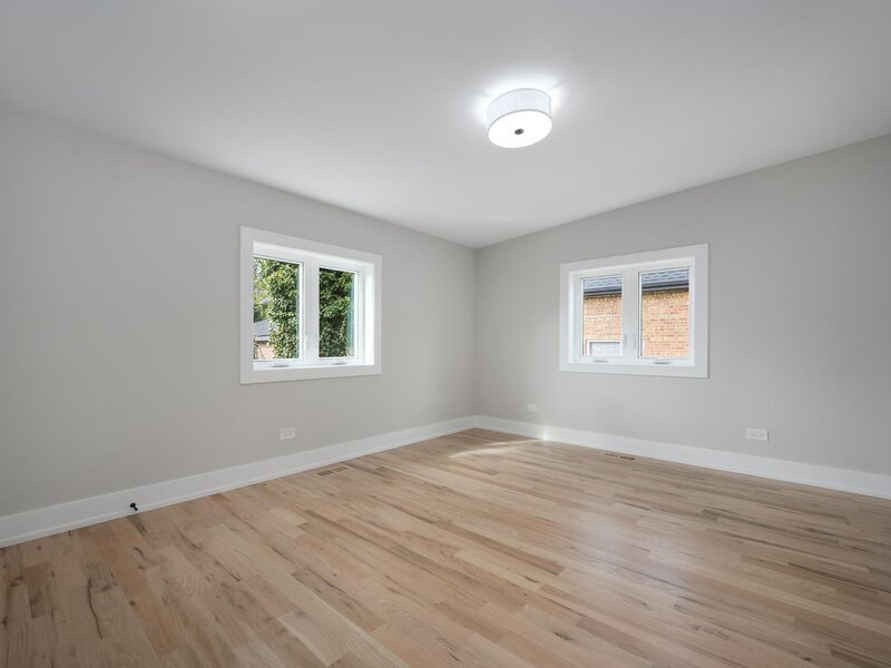 8648 S Phillips Avenue Chicago IL 60617