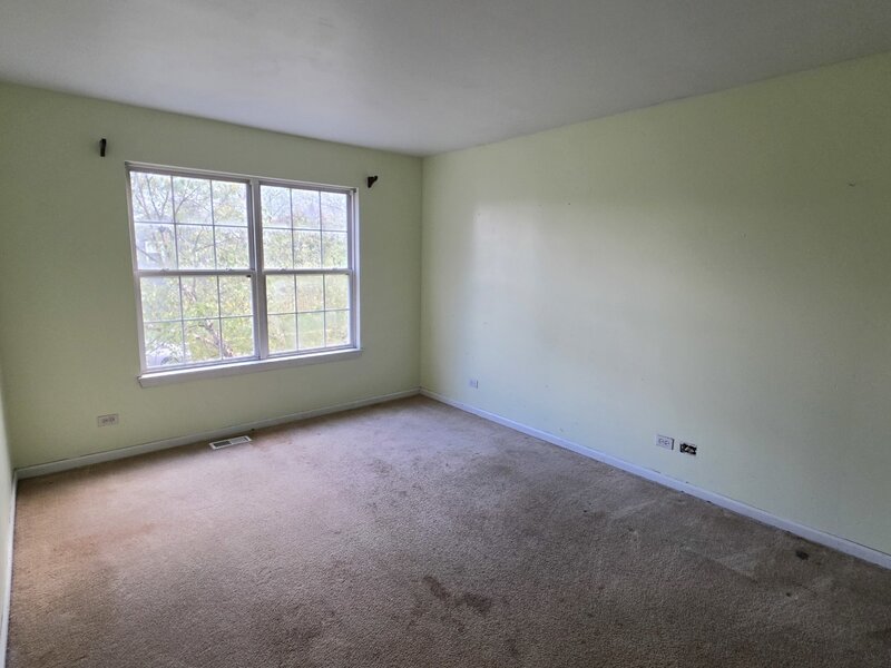 5475 Savoy Drive Lake In The Hills IL 60156