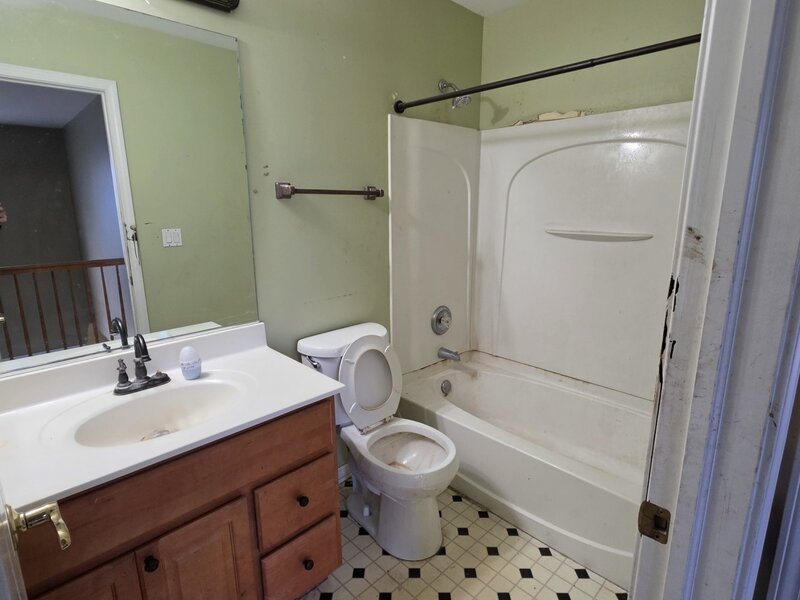 5475 Savoy Drive Lake In The Hills IL 60156