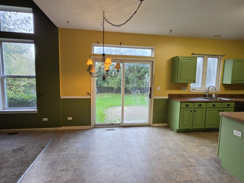 5475 Savoy Drive Lake In The Hills IL 60156