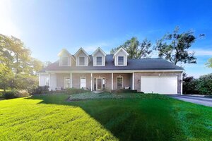 Photo of 8911 Mckinley Drive Barrington IL 60010