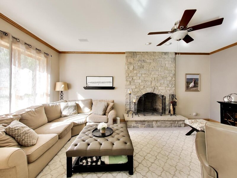 8911 Mckinley Drive Barrington IL 60010
