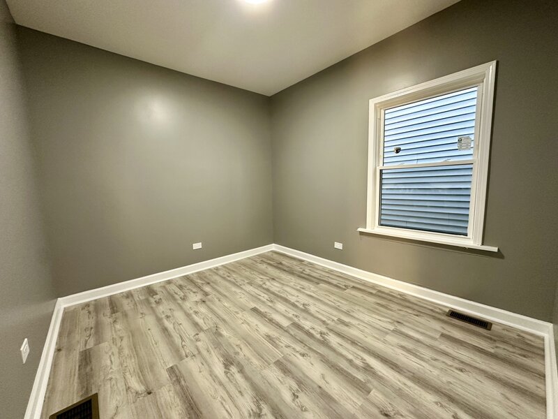 139 S 12th Avenue Maywood IL 60153