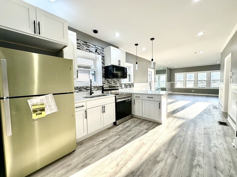 139 S 12th Avenue Maywood IL 60153