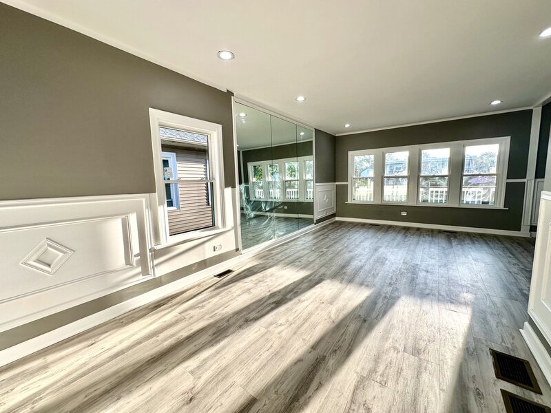 139 S 12th Avenue Maywood IL 60153
