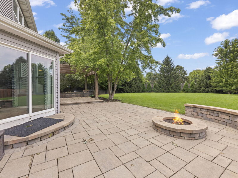 808 Livingston Court Naperville IL 60540