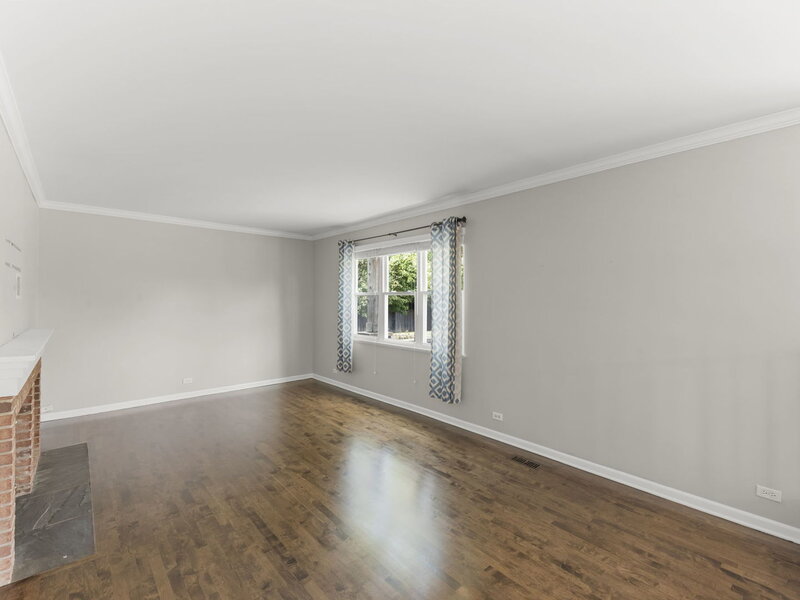 808 Livingston Court Naperville IL 60540