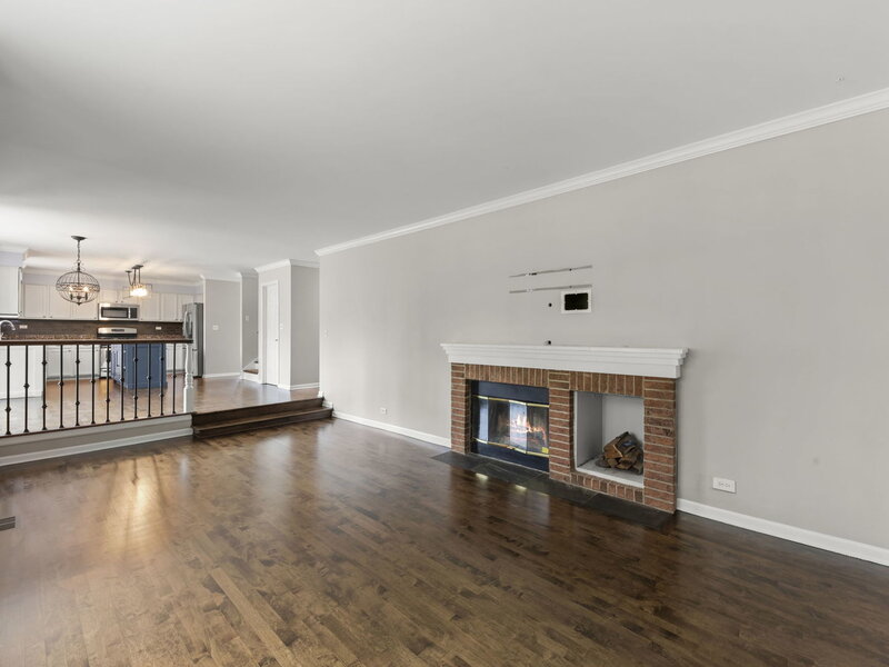 808 Livingston Court Naperville IL 60540