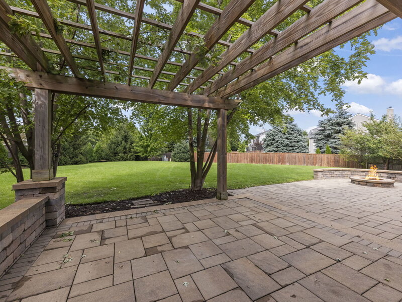 808 Livingston Court Naperville IL 60540