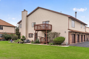 Photo of 1802 Kennicott Court Sycamore IL 60178 Unit 1802