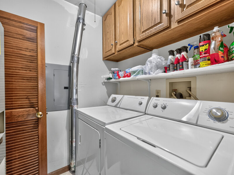 1802 Kennicott Court Sycamore IL 60178