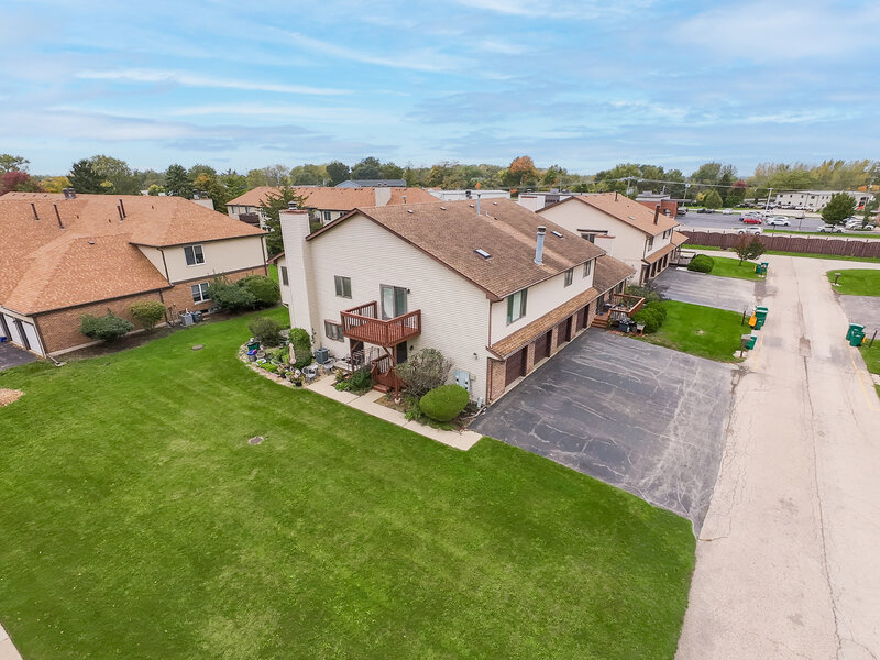1802 Kennicott Court Sycamore IL 60178