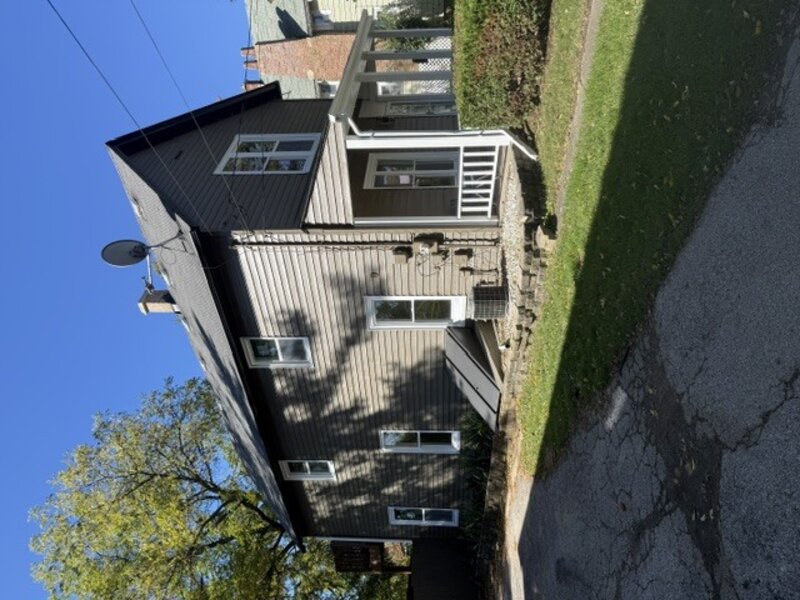 907 Porter Street Waukegan IL 60085