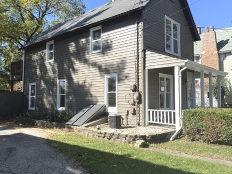 907 Porter Street Waukegan IL 60085