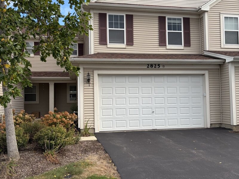 2825 Glacier Way Wauconda IL 60084