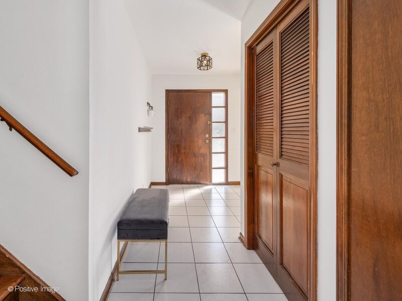 7014 Wilcox Avenue Darien IL 60561