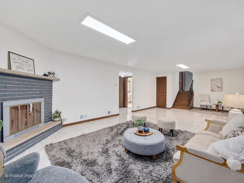 7014 Wilcox Avenue Darien IL 60561