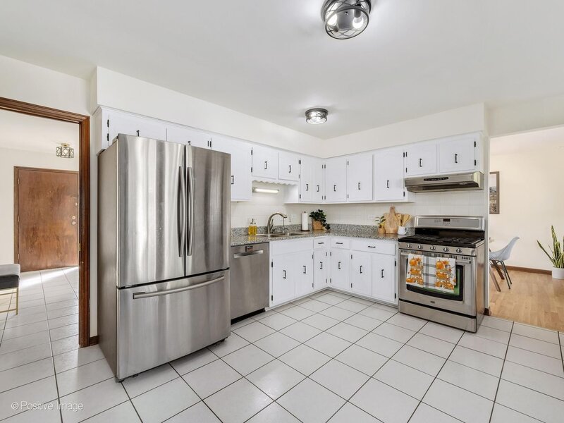 7014 Wilcox Avenue Darien IL 60561