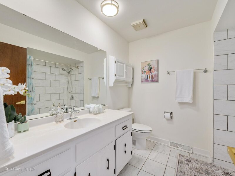 7014 Wilcox Avenue Darien IL 60561