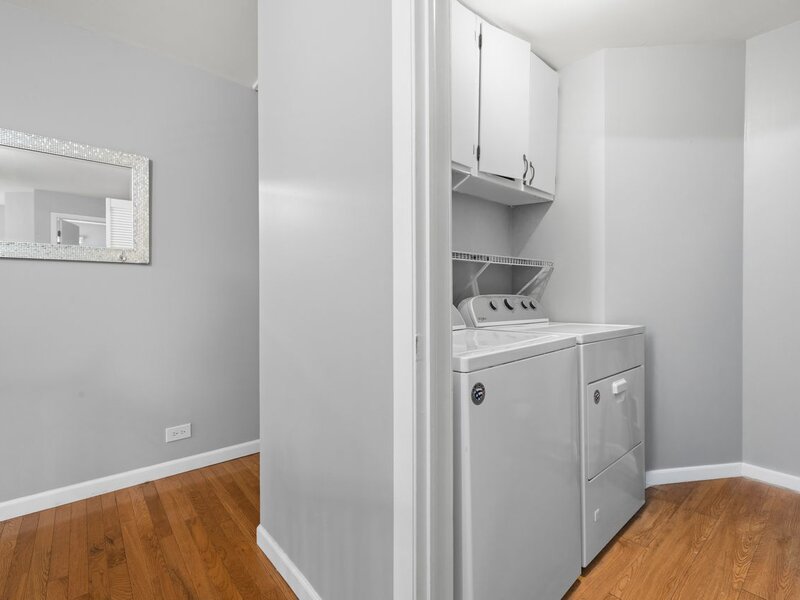 1913 Quaker Hollow Lane Streamwood IL 60107