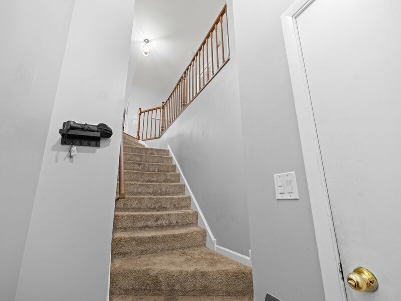 1913 Quaker Hollow Lane Streamwood IL 60107