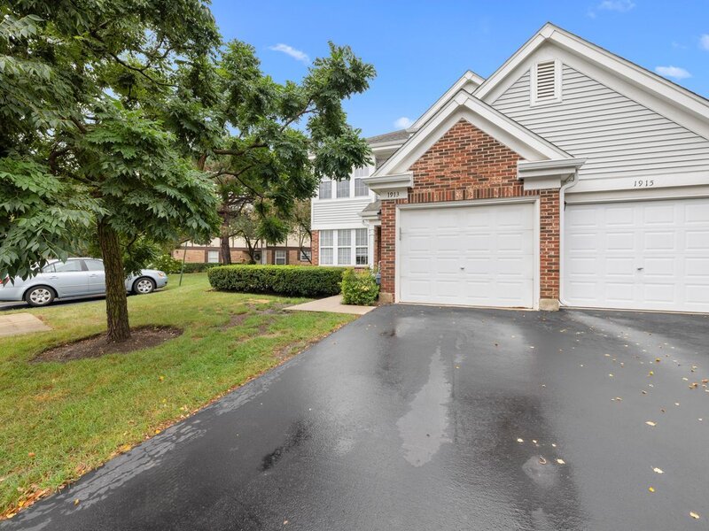 1913 Quaker Hollow Lane Streamwood IL 60107