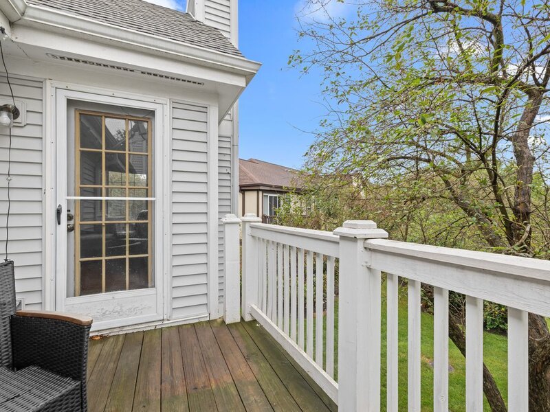 1913 Quaker Hollow Lane Streamwood IL 60107