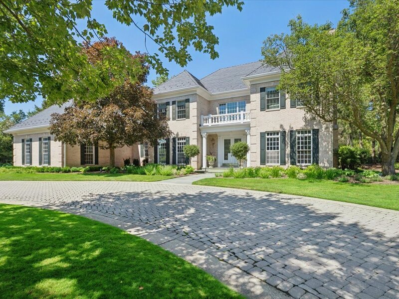 351 Wallace Road Lake Forest IL 60045