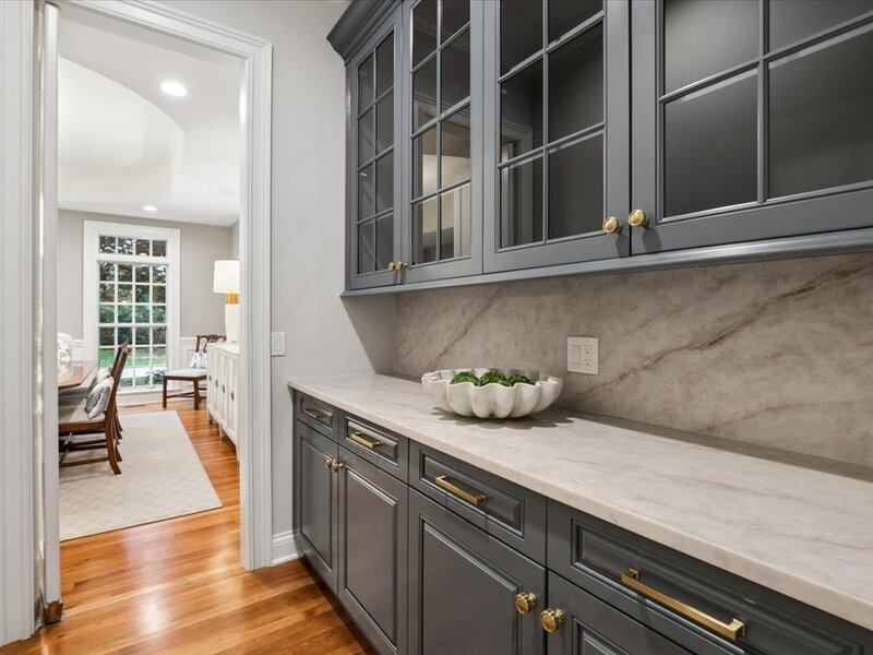 351 Wallace Road Lake Forest IL 60045