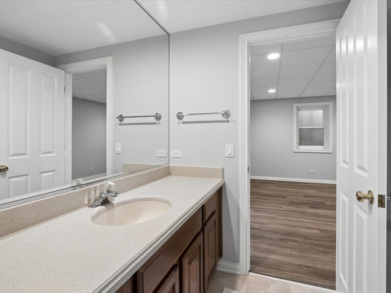 351 Wallace Road Lake Forest IL 60045