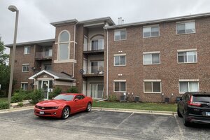 Photo of 881 N Swift Road Addison IL 60101 Unit 306