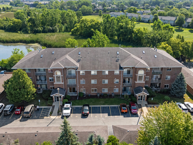 881 N Swift Road Addison IL 60101