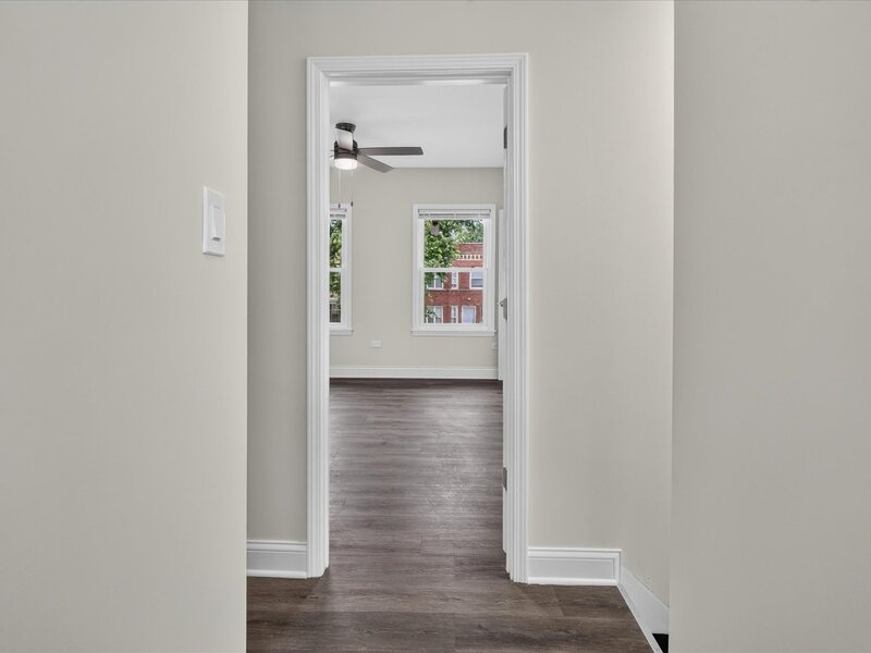 543 N Leclaire Avenue Chicago IL 60644