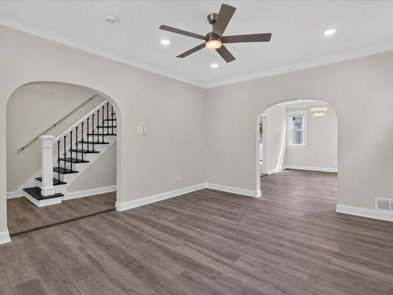 543 N Leclaire Avenue Chicago IL 60644