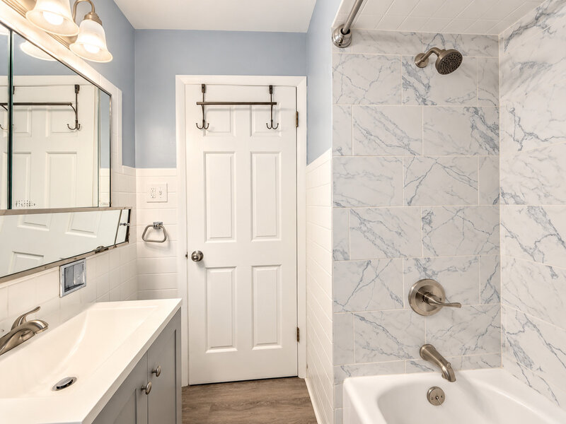 7052 W 64th Place Chicago IL 60638