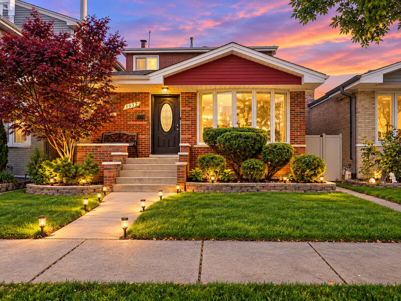 7052 W 64th Place Chicago IL 60638