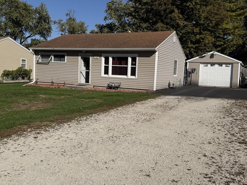 100 S West Street Cortland IL 60112