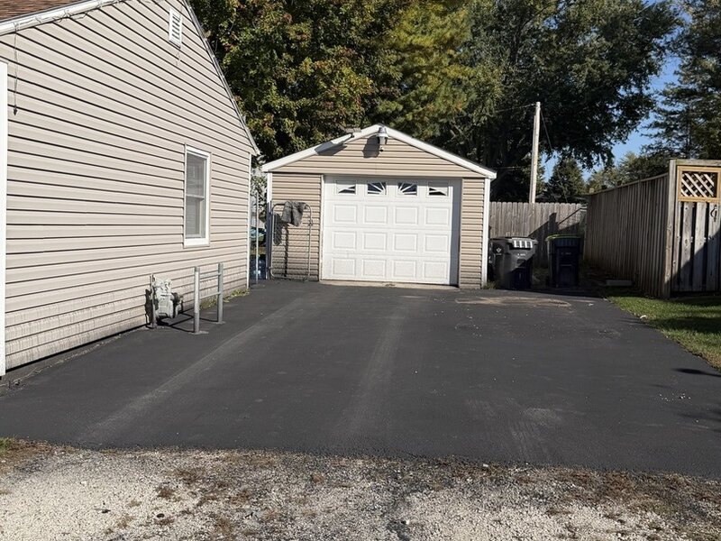 100 S West Street Cortland IL 60112
