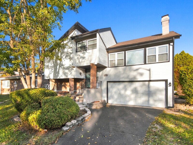 17909 Chartres Court Hazel Crest IL 60429