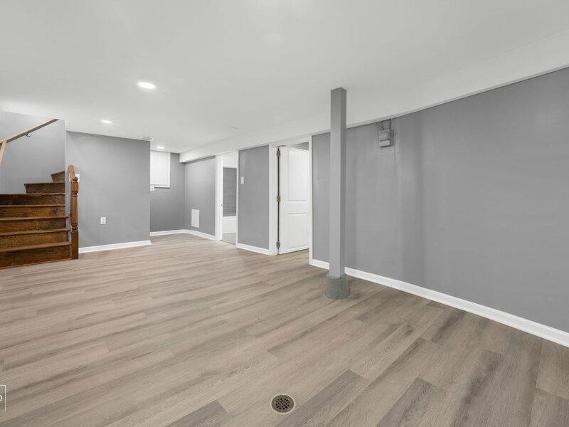 9549 S Calumet Avenue Chicago IL 60628