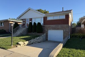 Photo of 2845 W 91st Street Evergreen Park IL 60805