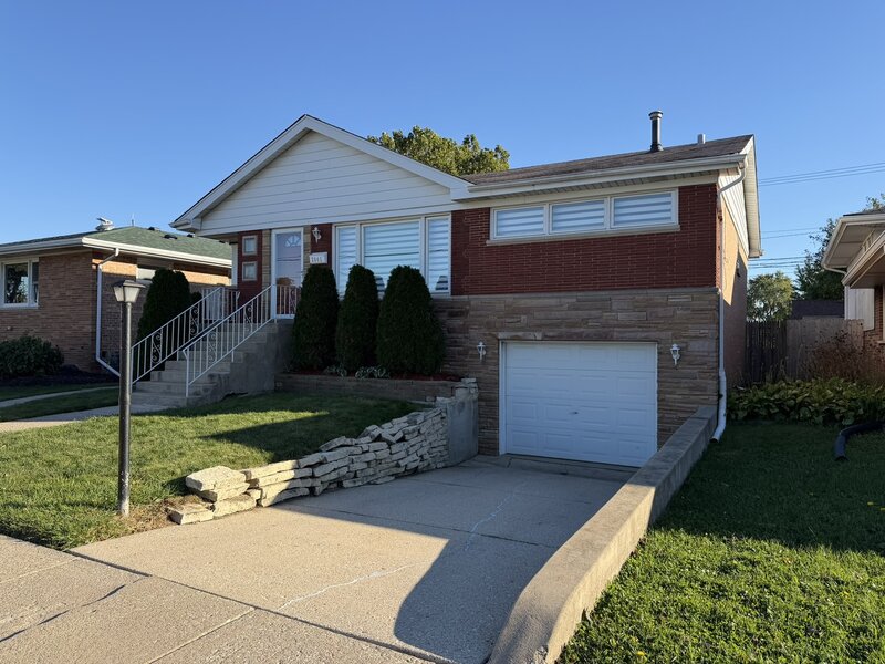 2845 W 91st Street Evergreen Park IL 60805