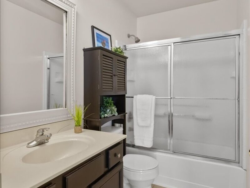 425 N Carlisle Court Round Lake IL 60073