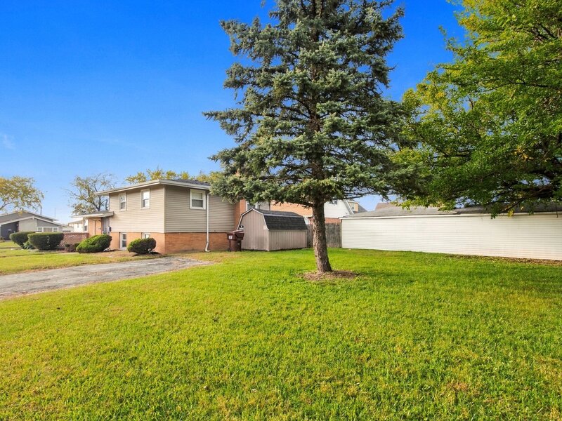 16767 Sunset Ridge Drive Country Club Hills IL 60478