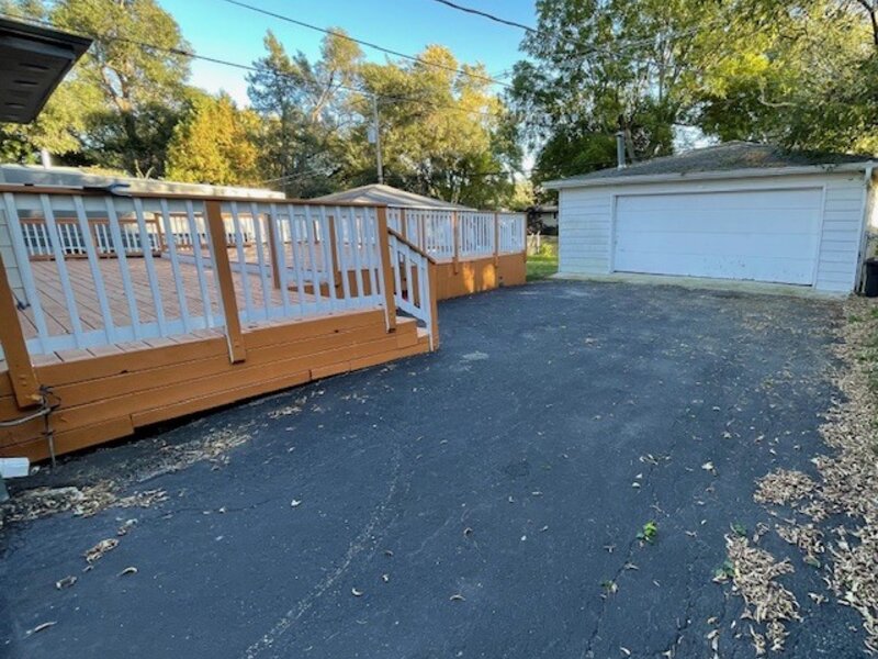 4709 Prairie Avenue Mchenry IL 60050