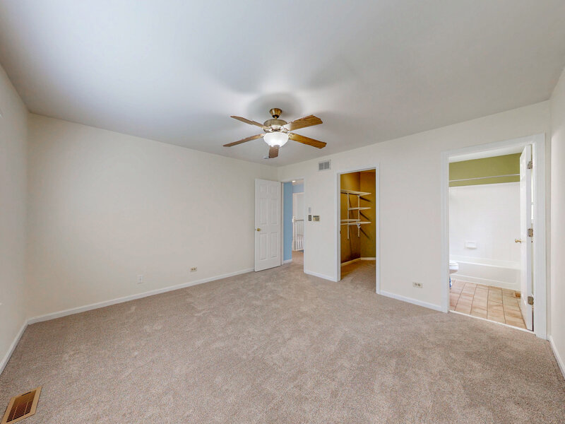 711 Violet Circle Naperville IL 60540