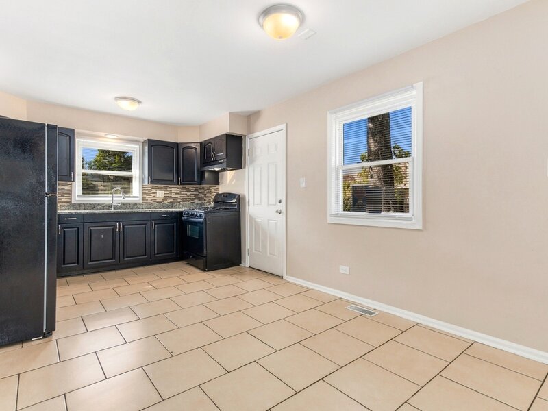 796 E 163rd Street South Holland IL 60473