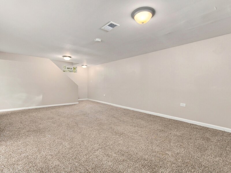 796 E 163rd Street South Holland IL 60473