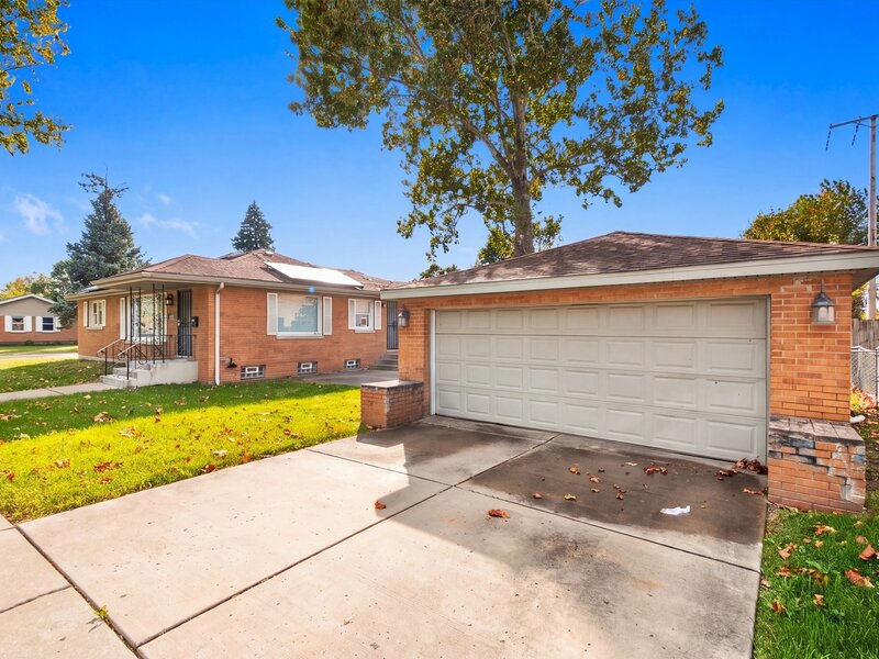 796 E 163rd Street South Holland IL 60473